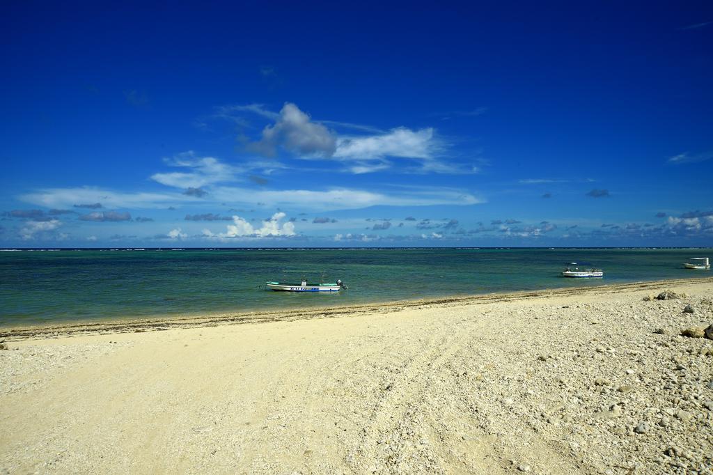 Exes Ishigaki Hotel Ishigaki  Exterior photo
