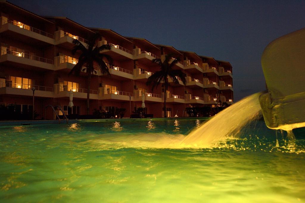 Exes Ishigaki Hotel Ishigaki  Exterior photo